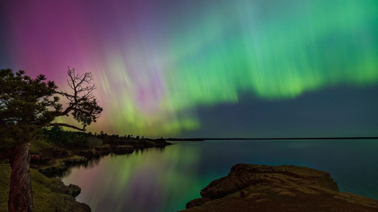 Northern Lights Alert: Why Sunday May See ‘Equinox Auroras’ In 14 States