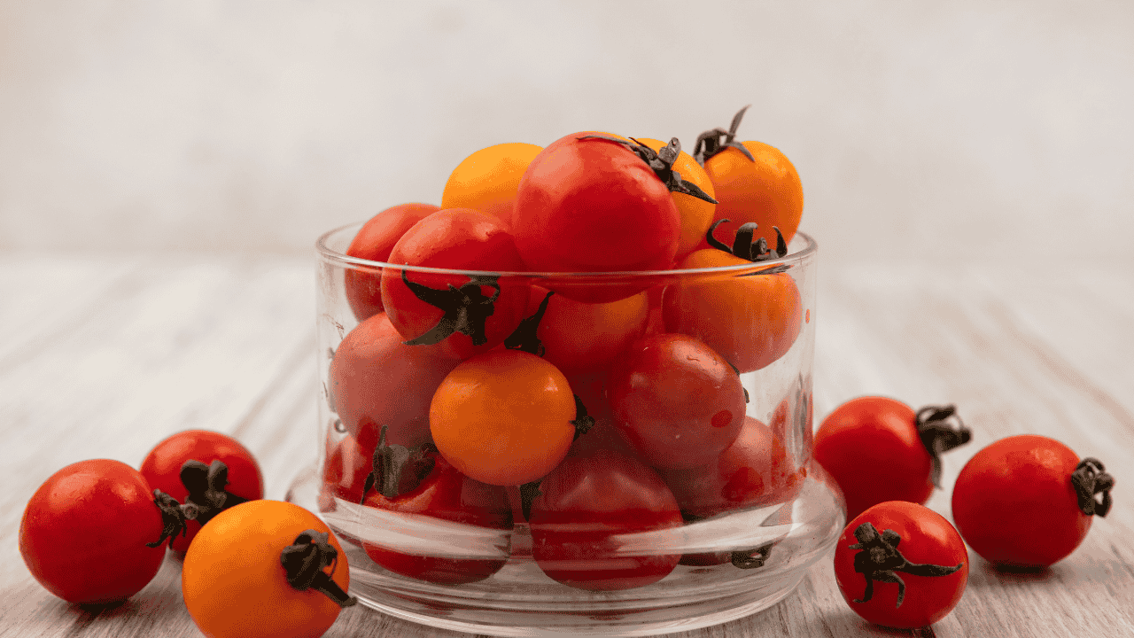 Tomato Storage Tip – The Secret Spot to Store Tomatoes for Maximum Freshness